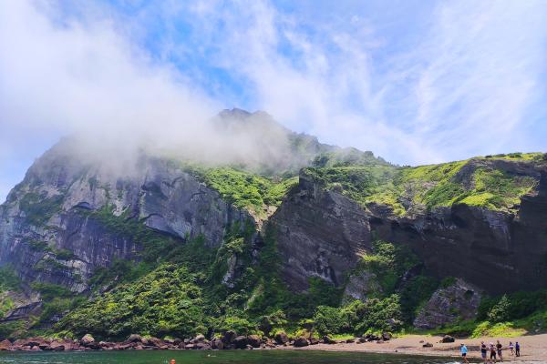 Mountain Hiking Excursion